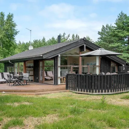 Holiday home Mine - 300m From The Sea In Ne Jutland By Interhome