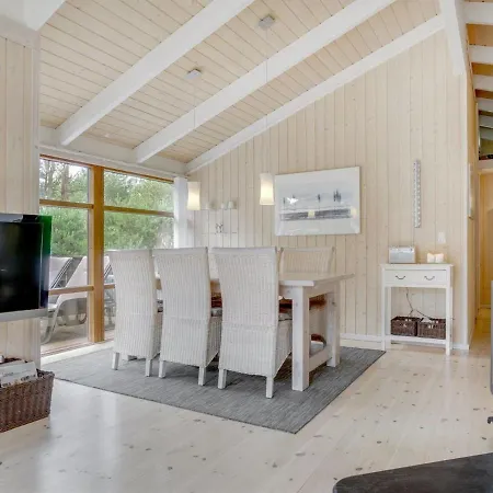 Holiday home Mine - 300m From The Sea In Ne Jutland By Interhome Laeso
