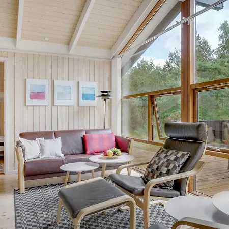 Holiday home Mine - 300m From The Sea In Ne Jutland By Interhome *