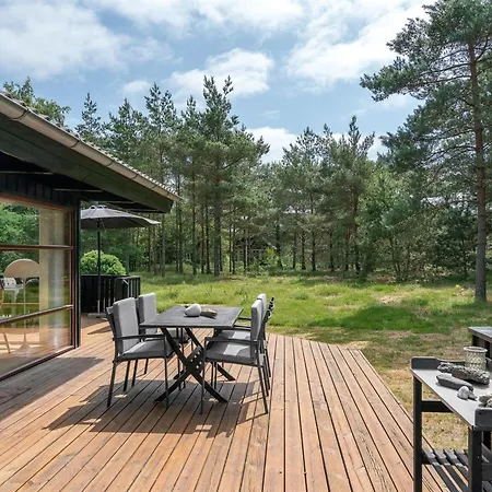 Mine - 300m From The Sea By Interhome *